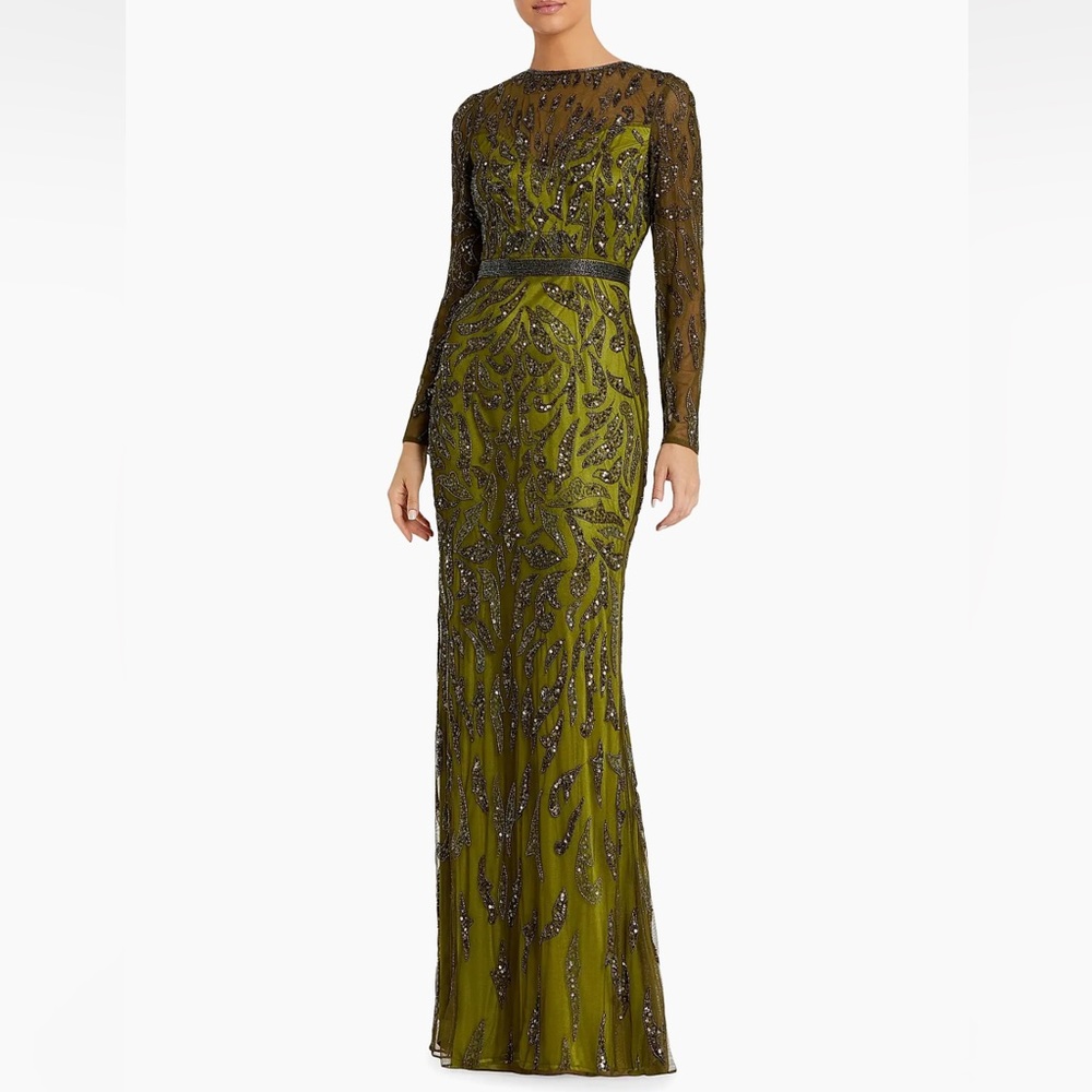 Mac Duggal

Illusion Sequin Gown